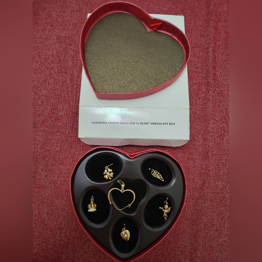 Gold Heart-Shaped Jewelry Set